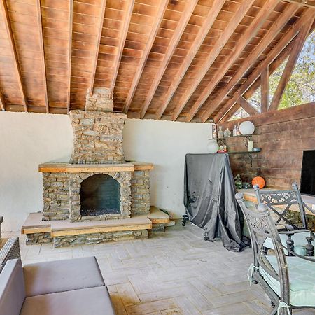 Lake Arrowhead Cabin With Hot Tub And Mountain Views! エクステリア 写真